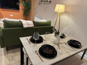 Central Spacious Quirky Apartment in Birmingham with Free Wi-Fi, Parking