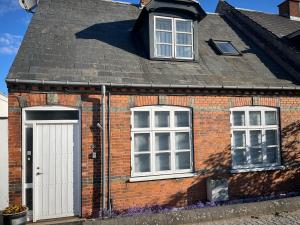 Holbæk. Byhus med fjordudsigt, og 5 min. til bymidten