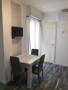 Blu House Of Emi img11