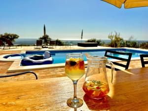 Vila Pôr do Sol - Fantastic villa with panoramic coastal & sea views