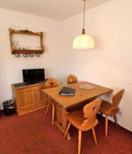 Apartment 10 - Ferienresidenz Roseneck, mit Schwimmbad in Todtnauberg bei Feldberg