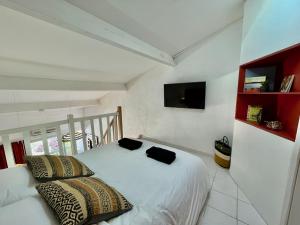 Golfes clairs - Duplex climatisé - Wifi