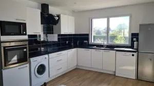 LOCATION SAISONNIERE PRES DE LA MER avec ROOFTOP - Riantec