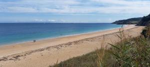 15min à pied Embarcadère, commerces et plages