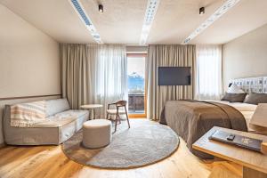 Deluxe Junior Suite room in Hotel Neue Post