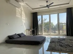 HappyStayHotel - Best Hotel for Kumbh Mela - Dārānagar