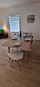 Appartements Bel appartement renove avec de beaux volumes : photos des chambres