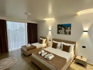 Three Brothers - Oblikë e Poster