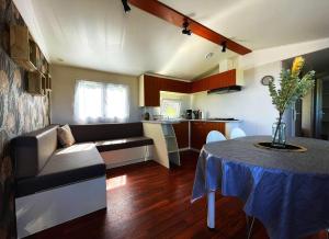 Maisons de vacances Bungalow Breizh Vue : photos des chambres