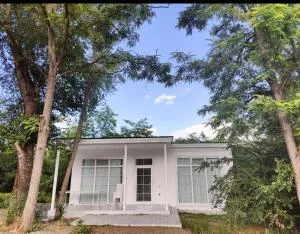 Отель яблоневый сад - İmişli