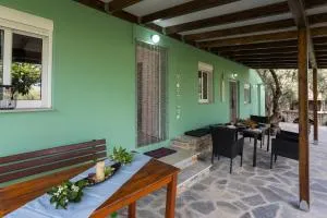 Blue Horizon View - Xorychti