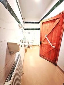 Private Bedroom at The Bunkhouse in Snowdonia Perfect for Bikers and Walkers