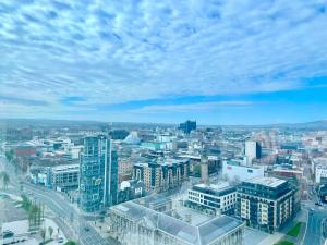 22nd Floor Luxury City Centre Apartment