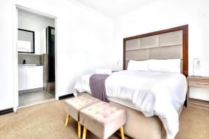 Sandton Lux, 2 Bedroom & 2 Ensuite, No Load shedding