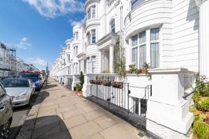 Gloucester Terrace Gem