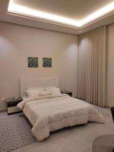 شقة فاخرة ذكية بمسبح وجيم Modern Luxury Smart Apartment with Pool & Gym