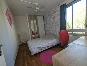 Grand Appartement 3 chambres chez lhabitant en Face du CHU et de lUniversité de Poitiers - Accès rapide Futuroscope en 15 min