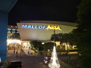 Condominium Staycation Near MOA & Airport