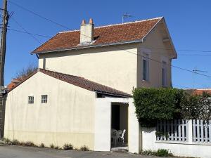 Maisons de vacances Maison La Bernerie-en-Retz, 4 pieces, 6 personnes - FR-1-612-135 : Maison de Vacances