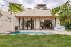 Stylish Tropical Villa in Uluwatu