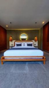 Akhila 1 - 1 BR modern tropical villa at the heart of Seminyak