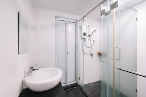 Maritime Seaview 2bedrooms 2Carparks 4-12pax