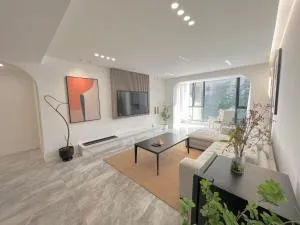 Eastern Hub - Jing'an Temple Branch Sunny Capital, Deluxe 3-Bedroom Apartment, Extra Large Space with Free Mahjong - Putuo