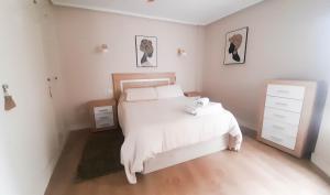 Apartamento 2 HABITACIONES Las Clavellina de Moret AT-CC-00803 Cáceres