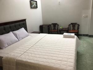 Hotel Nam Sơn Tân Dương
