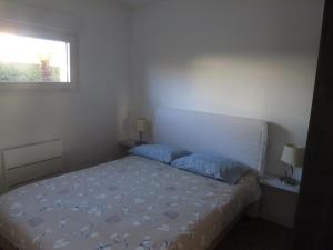 Maisons de vacances Charmante maison avec jardin a Guidel, proche nature : photos des chambres