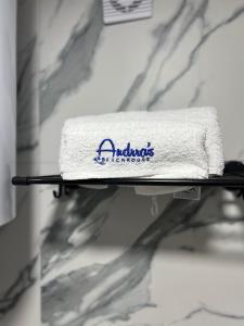 Andrras Beach House Beachfront Apartment with Sea View