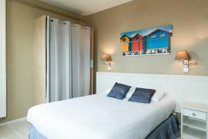 Hotels The Originals Boutique, Hotel Neptune, Berck-sur-Mer : photos des chambres