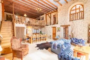 La Maison 1786 - Grand jardin et jacuzzi - Esparsac