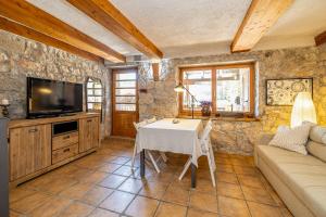 Holiday house NATURA with pool