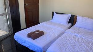 Aaira 8Pari Riverview Lodge
