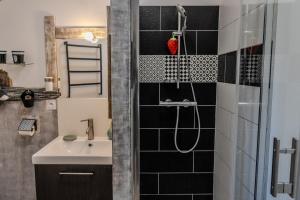Maisons d'hotes Le Moulin de Pascale : Chambre Double - Vue sur Jardin