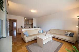 Apartment Marci with parking, Zagreb