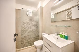 Sunset View Apartment in Infinity Beach Resort - parking