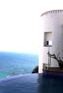 Endroit Epoustouflant - Montjoys