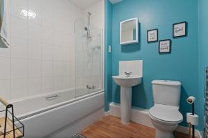 247 Serviced Accommodation in Telford 2 BR Apartment