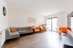 Spacious Family Friendly Wonderful Home with Free Parking - Bexley