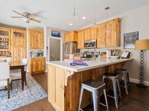 The Eagles Nest ski tennis golf