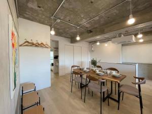 b hotel Dai3Himawari - 30 sec to PeacePark!! HUGE comfort house Up to 10p