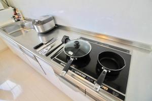 Luxes by b hotel - 10 min Hiroshima Station & 2BR Up to 10p