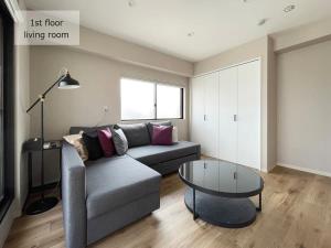 bHOTEL Ms lea - Spacious 2 level apartment 4BR for 16 PPL