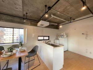 b hotel Ms lea - Spacious Family apartment next to Peace Park