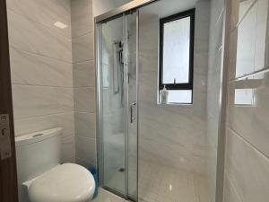 Seaview 1B1R 4pax Condo Forest City 1E-901