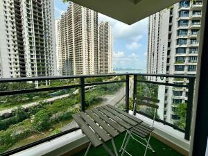 Seaview 1B1R 4pax Condo Forest City 1E-901