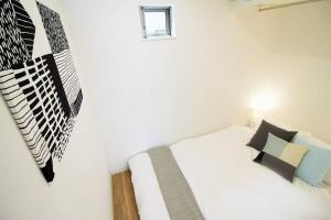 b hotel Ball Park - 2mins walk Baseball 5mins walk Hiroshima Sta