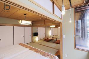 Hanagin by b hotel - 3 Bedroom Japanese apartment for 11 people 201